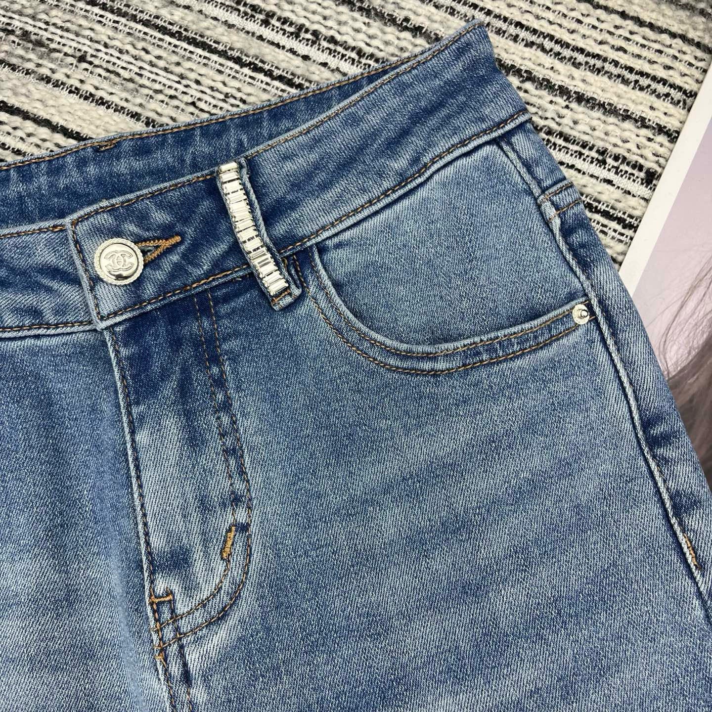 Chanel Jeans