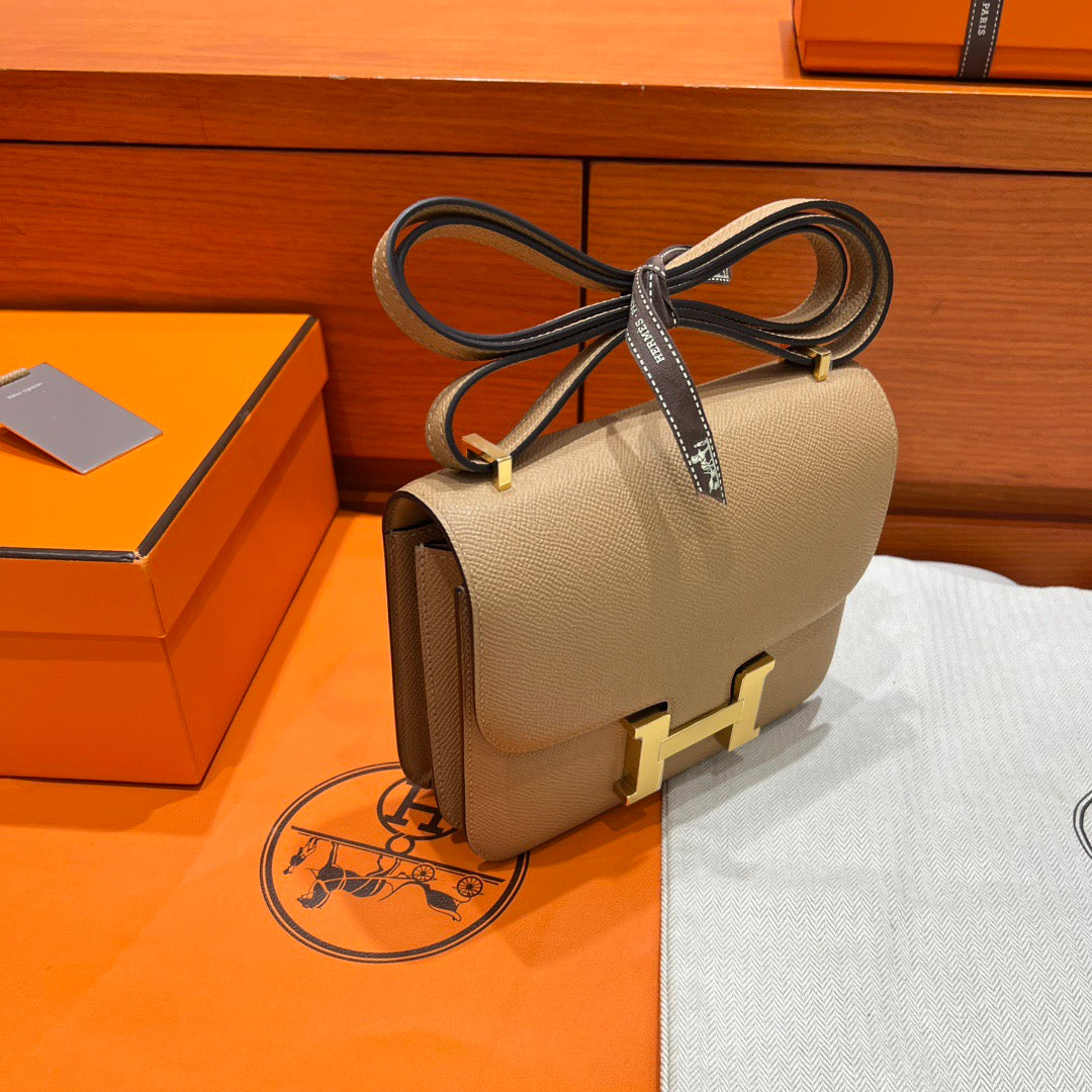Hermes Constance 19