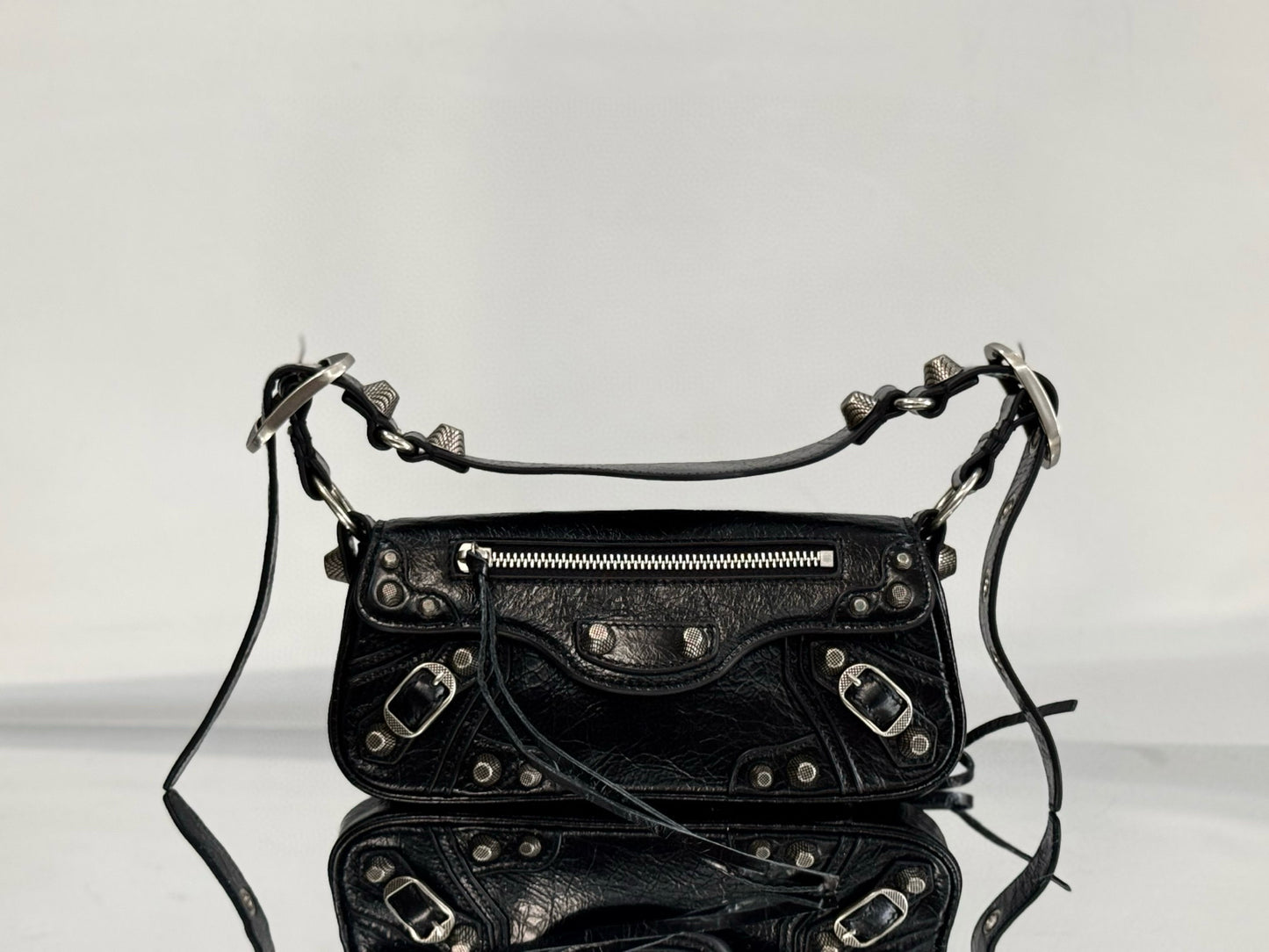 BLCG Le Cagole Sling Bag(22.8x12.9x4cm)