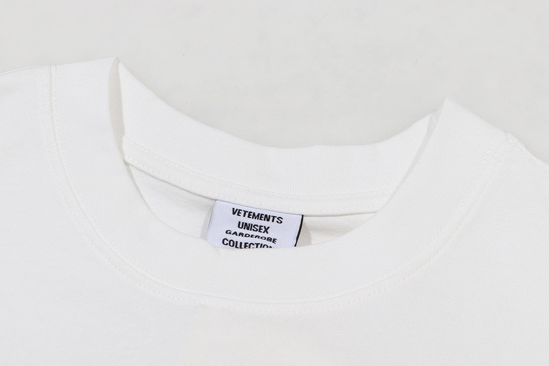 Vetements
 T-Shirt