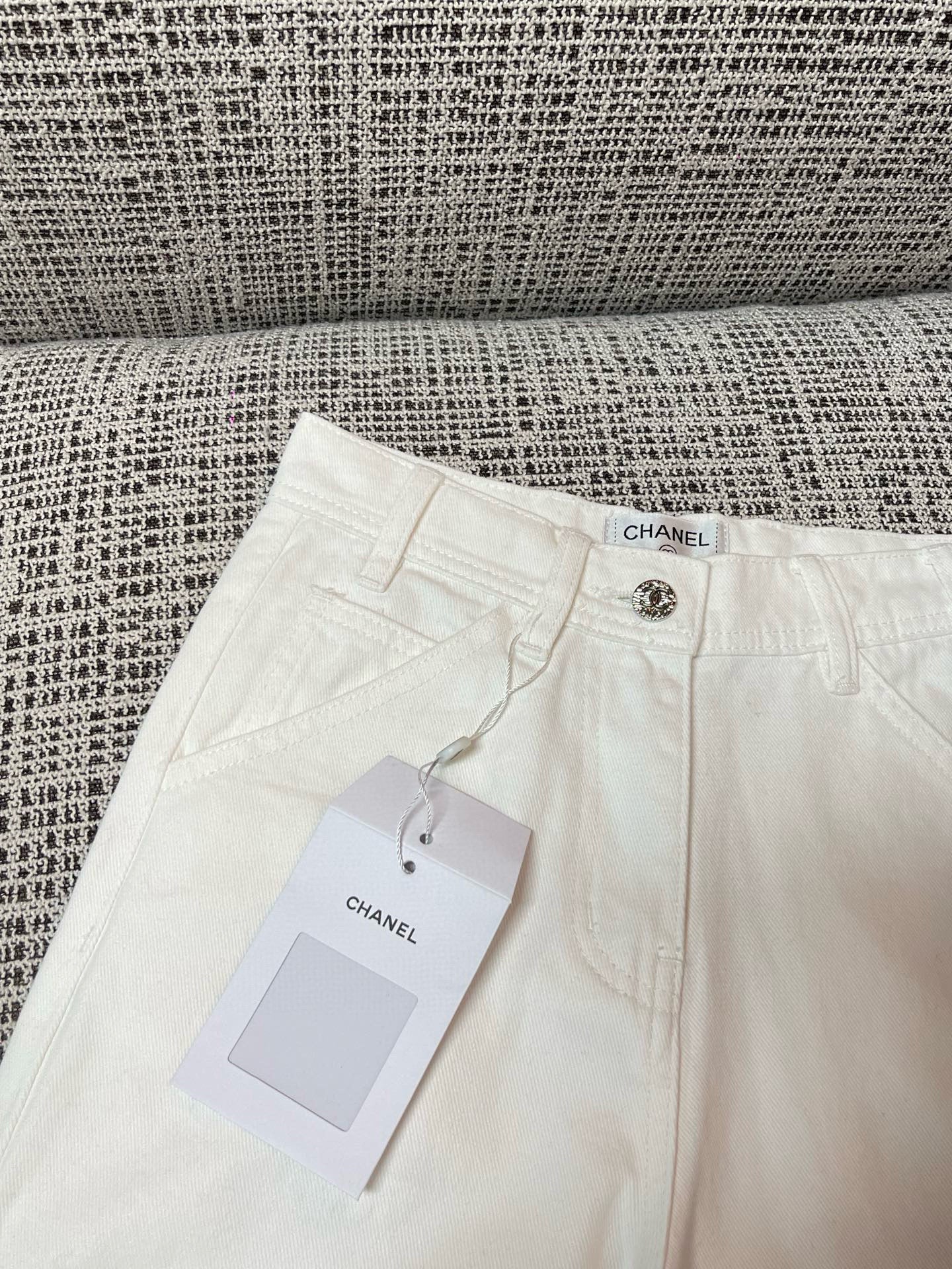 Chanel Jeans