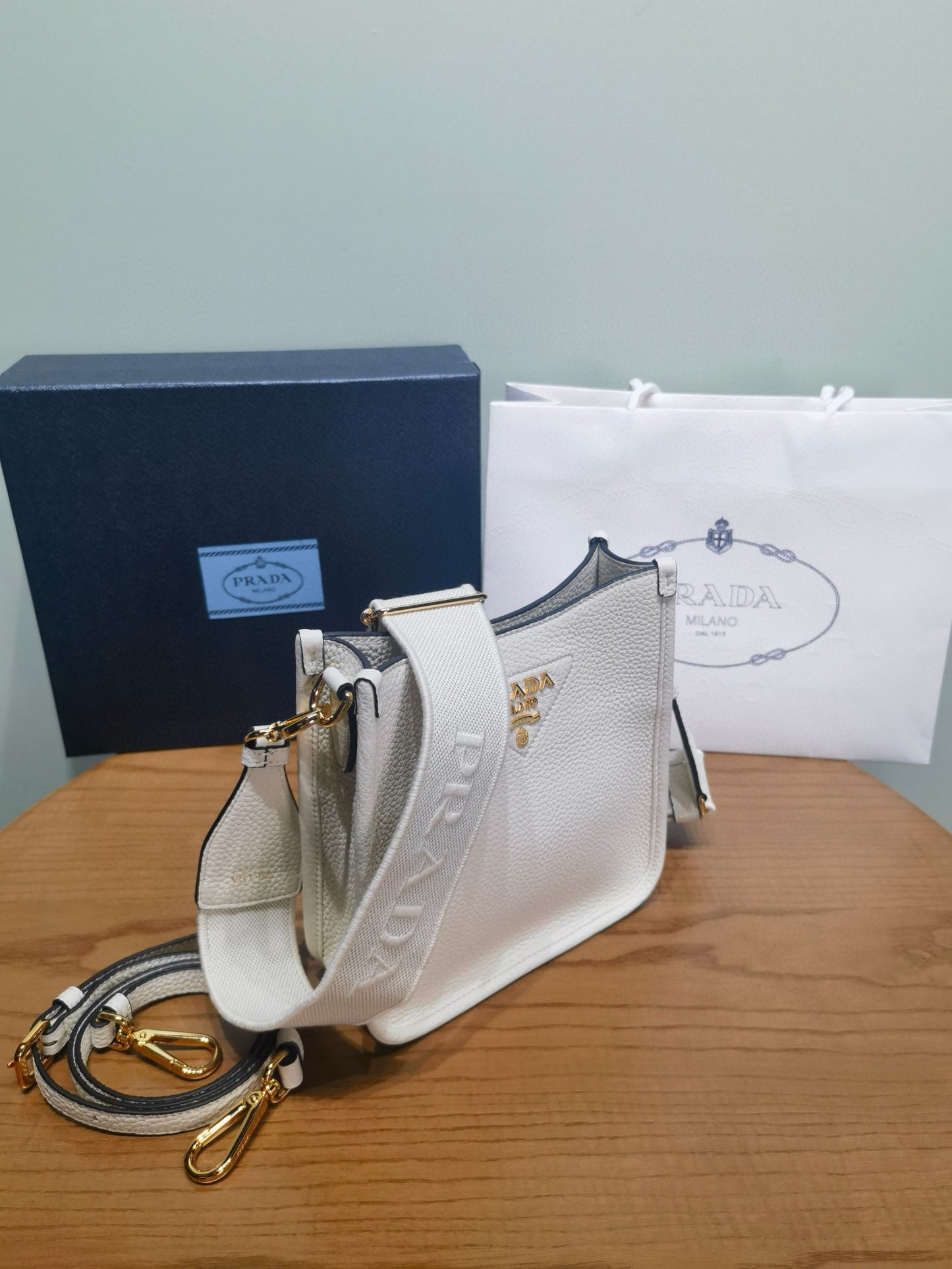 PD Arque Shoulder Bag 19x20x6cm