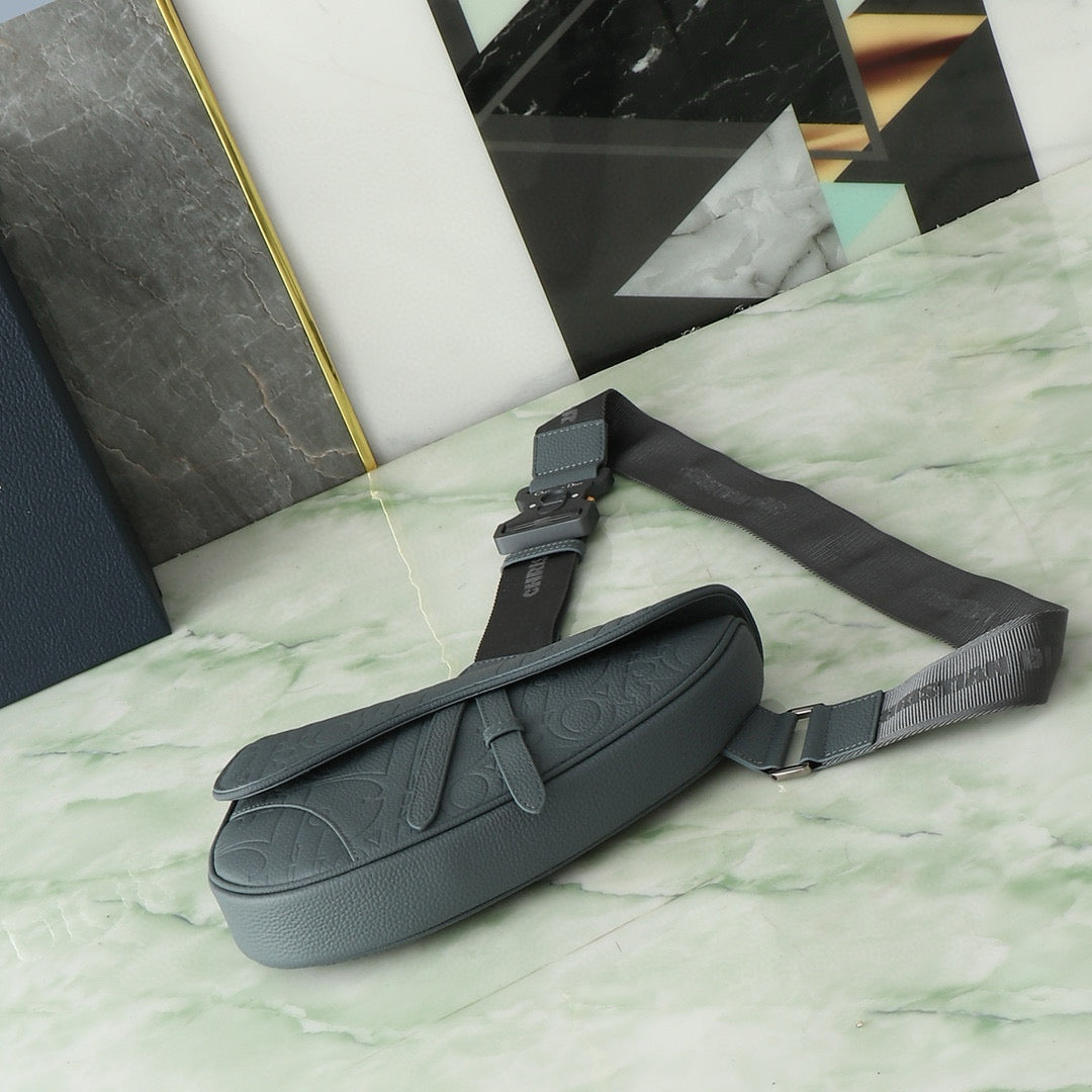 Dior Gravity Saddle Bag