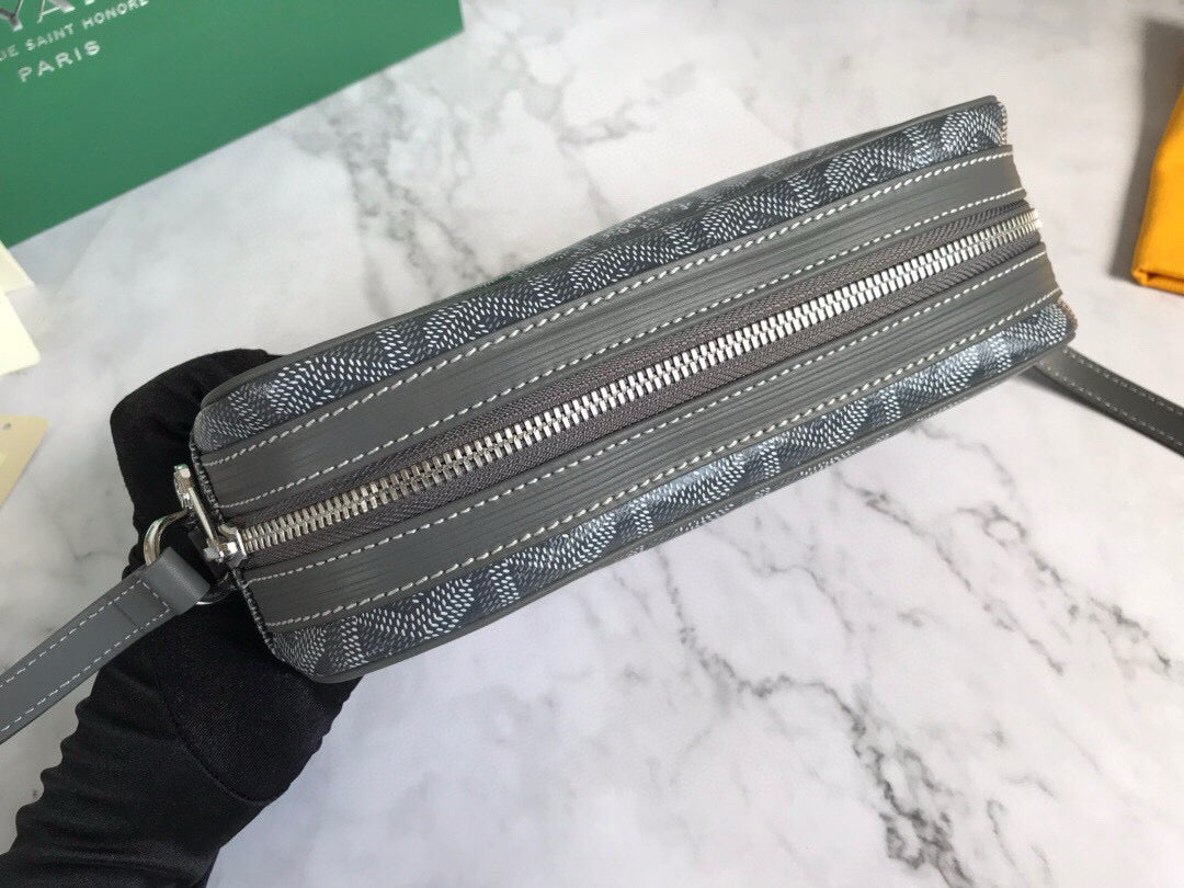 GOYARD CAP-VERT PM BAG