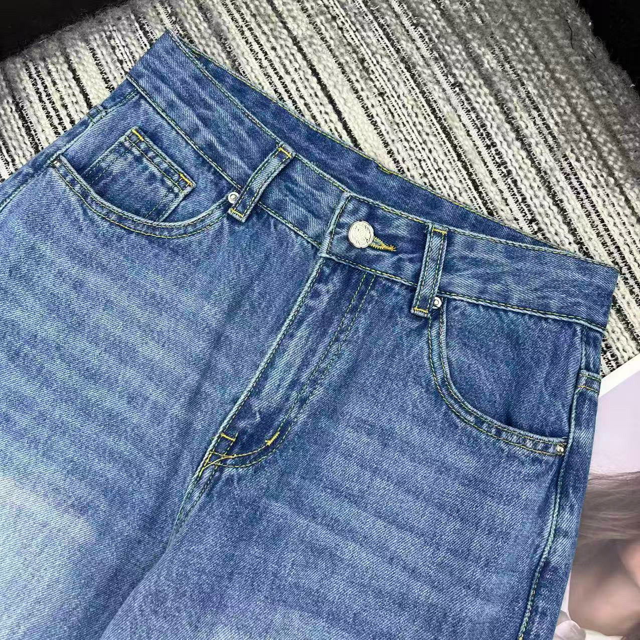 Chanel Jeans