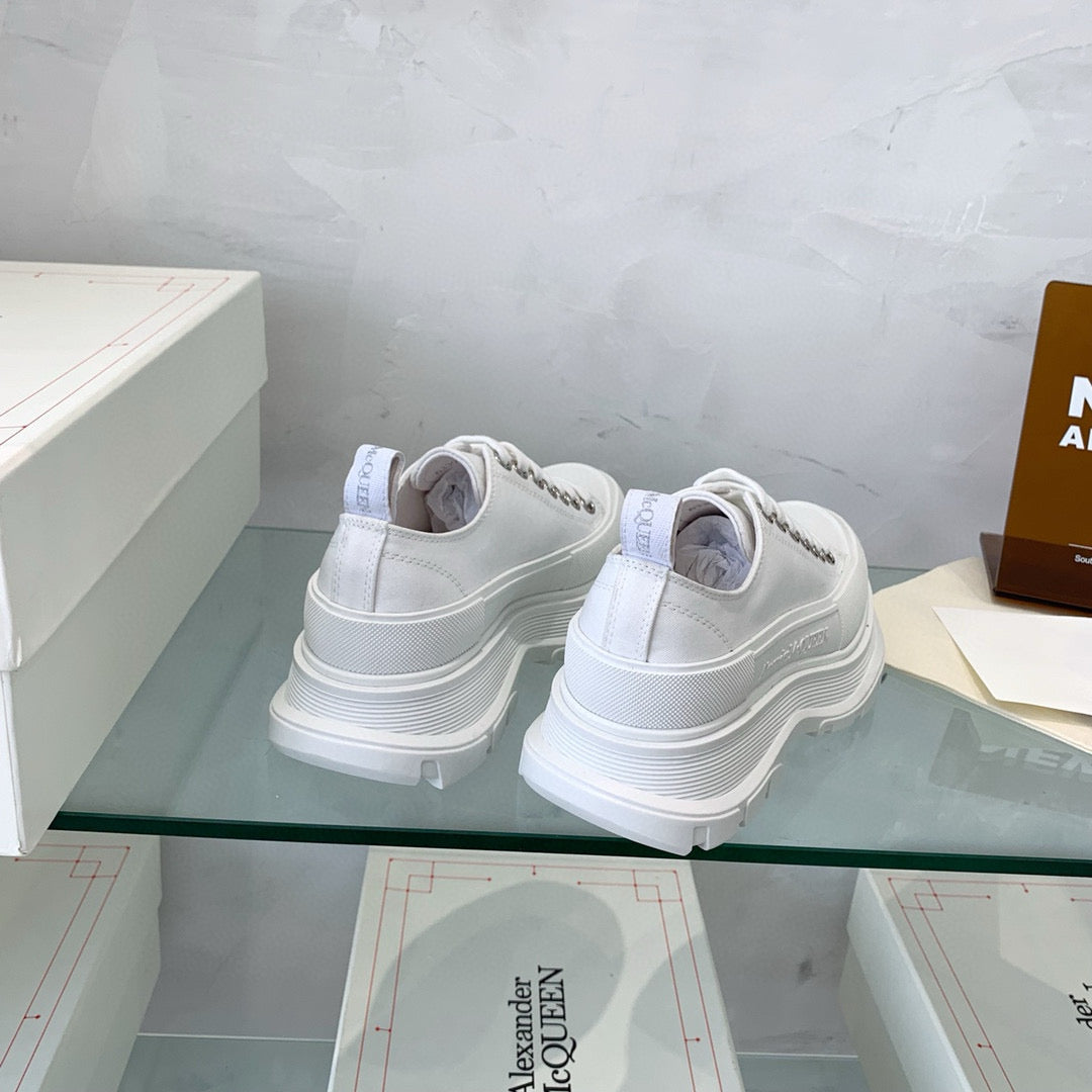 Alexander McQueen Sneakers