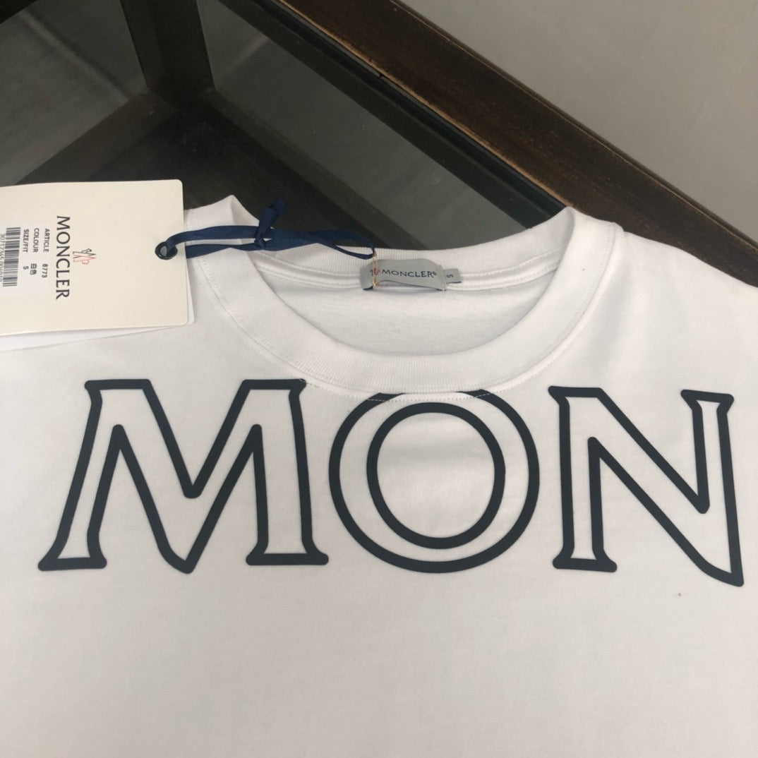 Moncler T-shirt