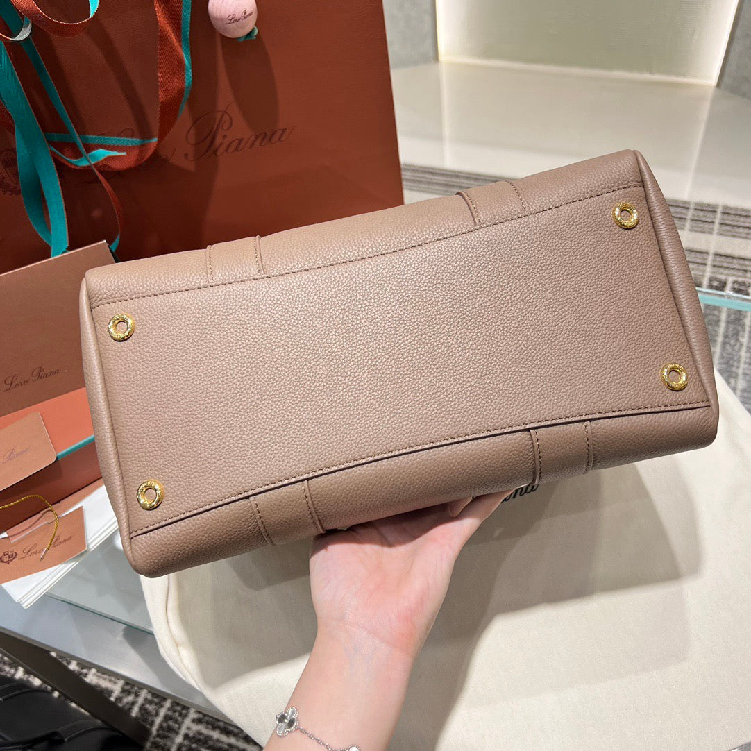 LP Loom L32 Handbag