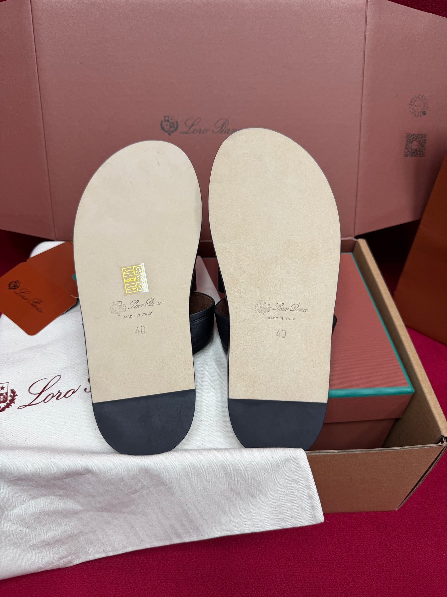 LP Sandals