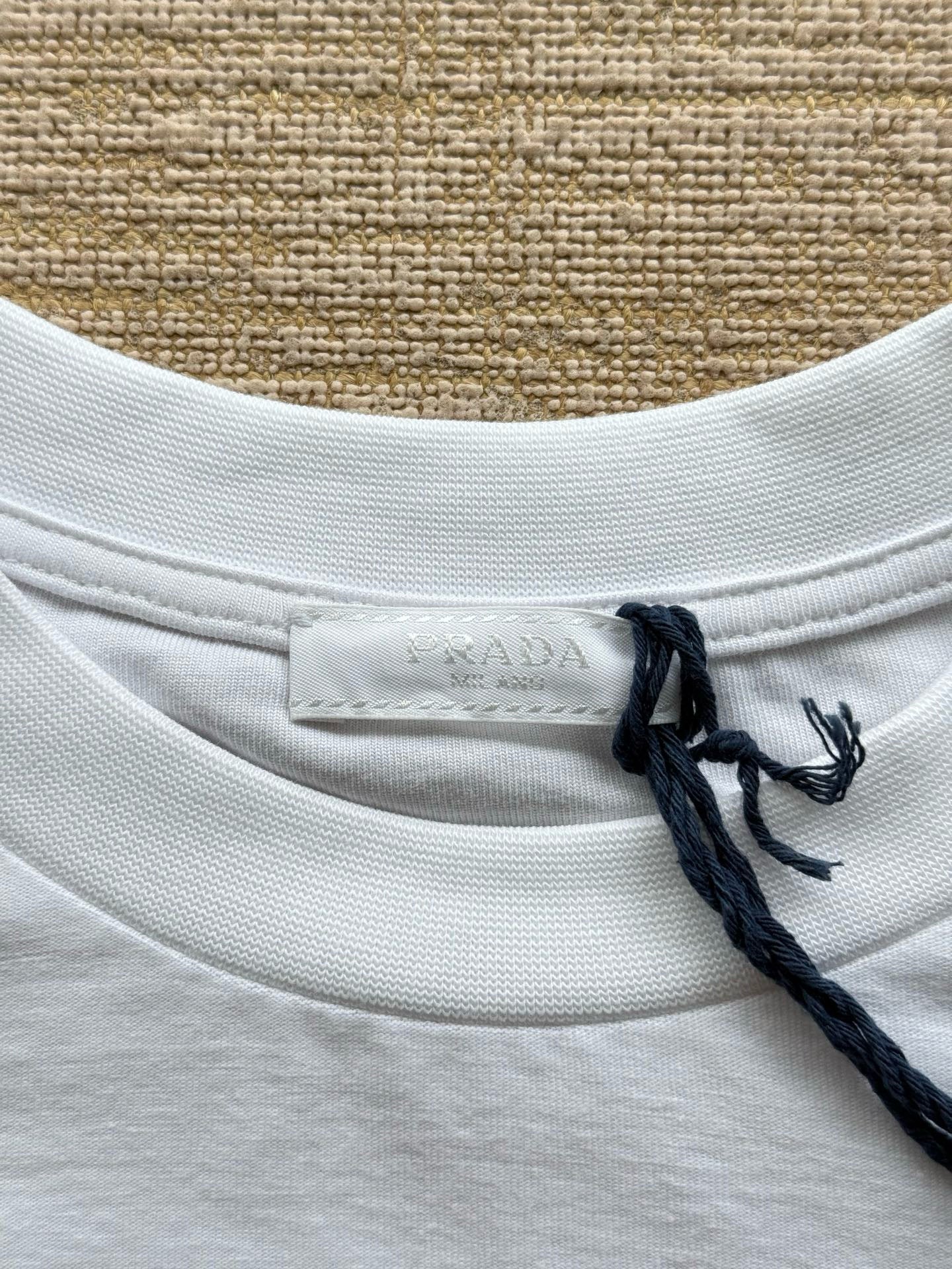 Prada T-Shirt