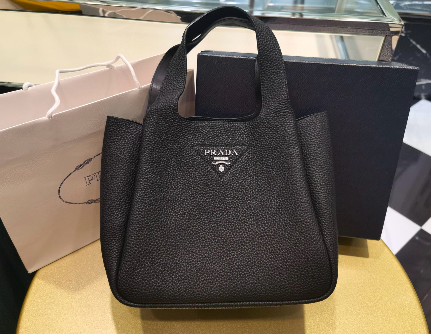 Prada Dynamique Tote Handbag