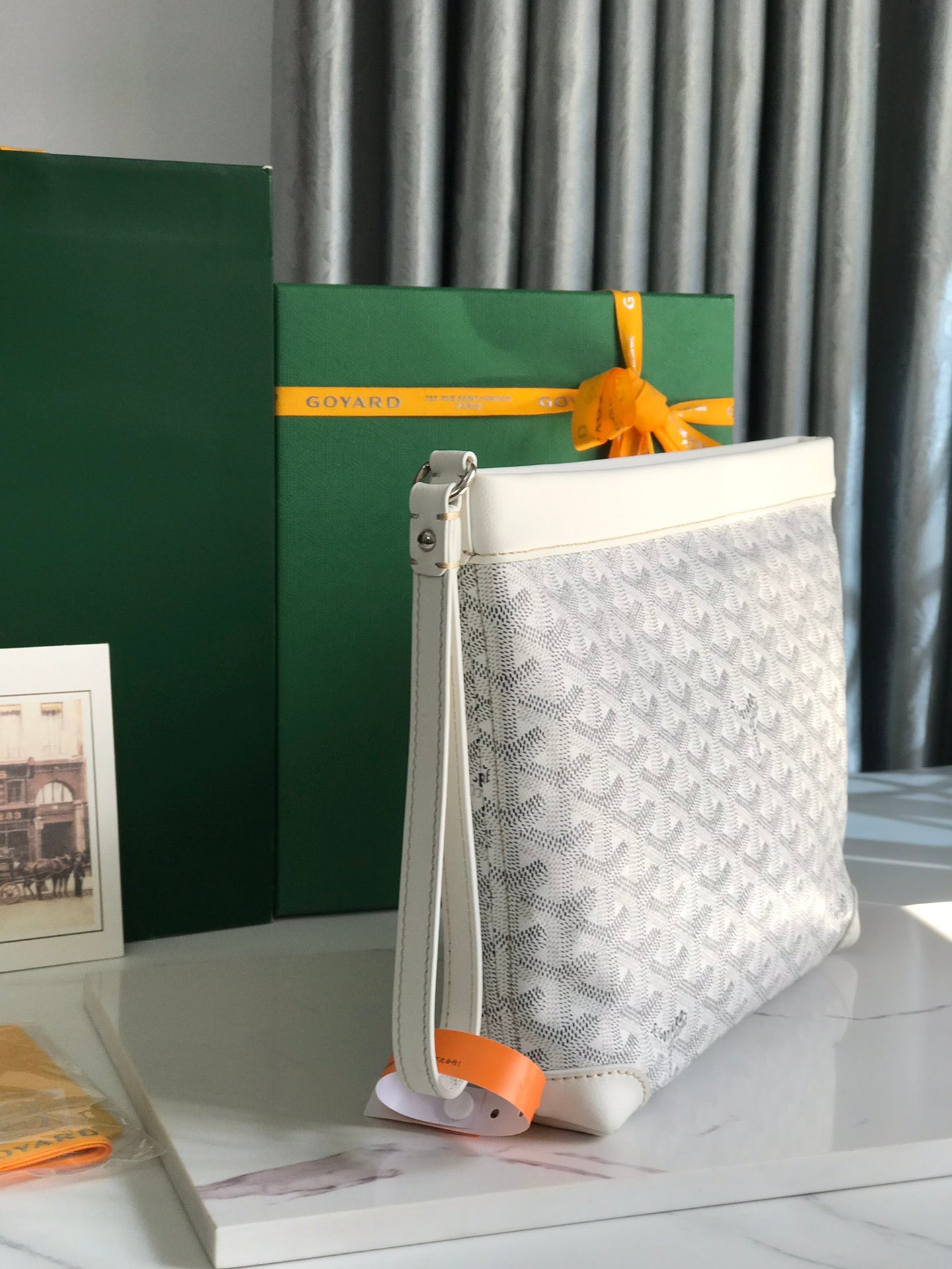 Goyard Conti