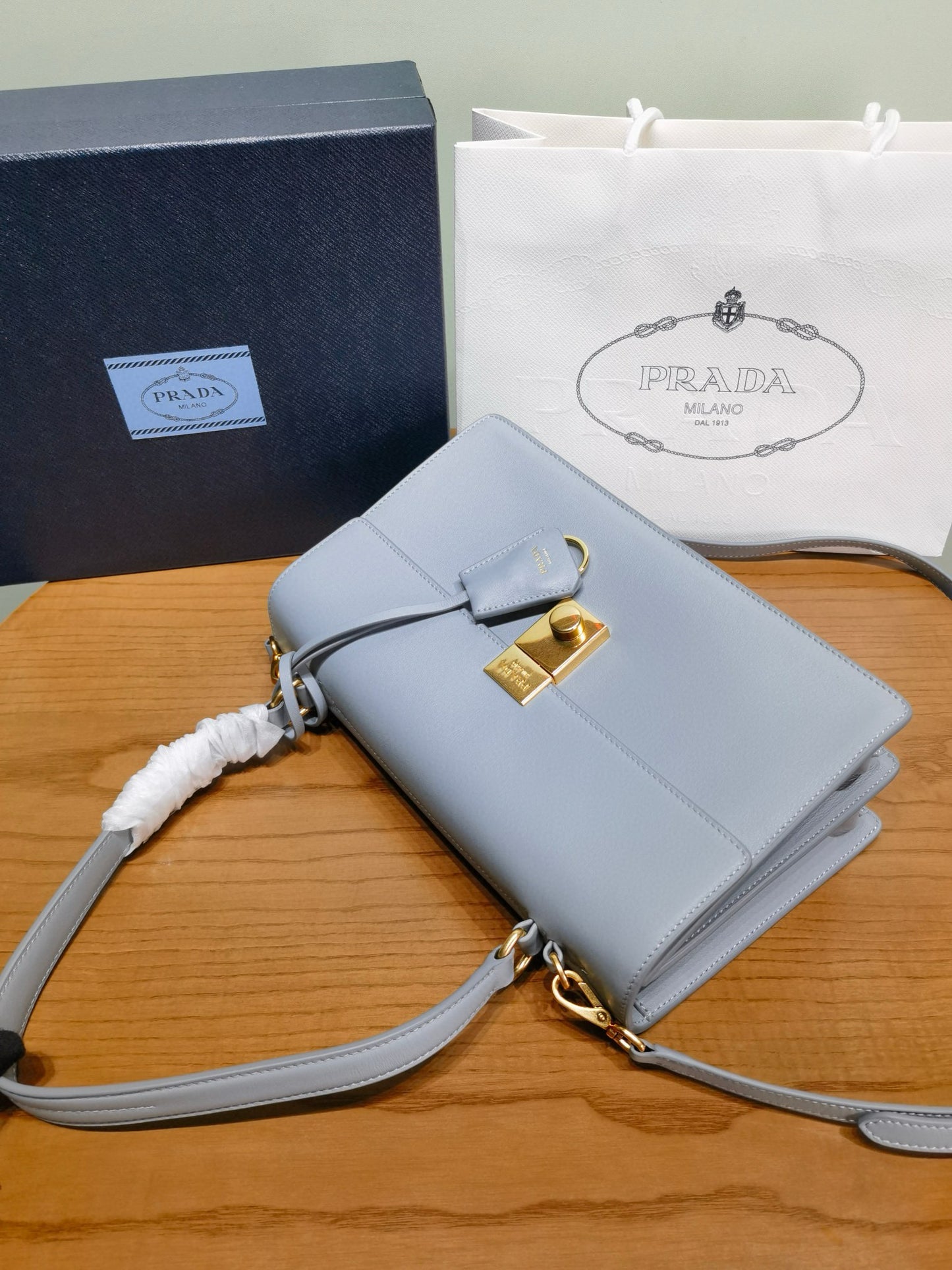 PD Soft Sound Shoulder Bag 28x16x10cm