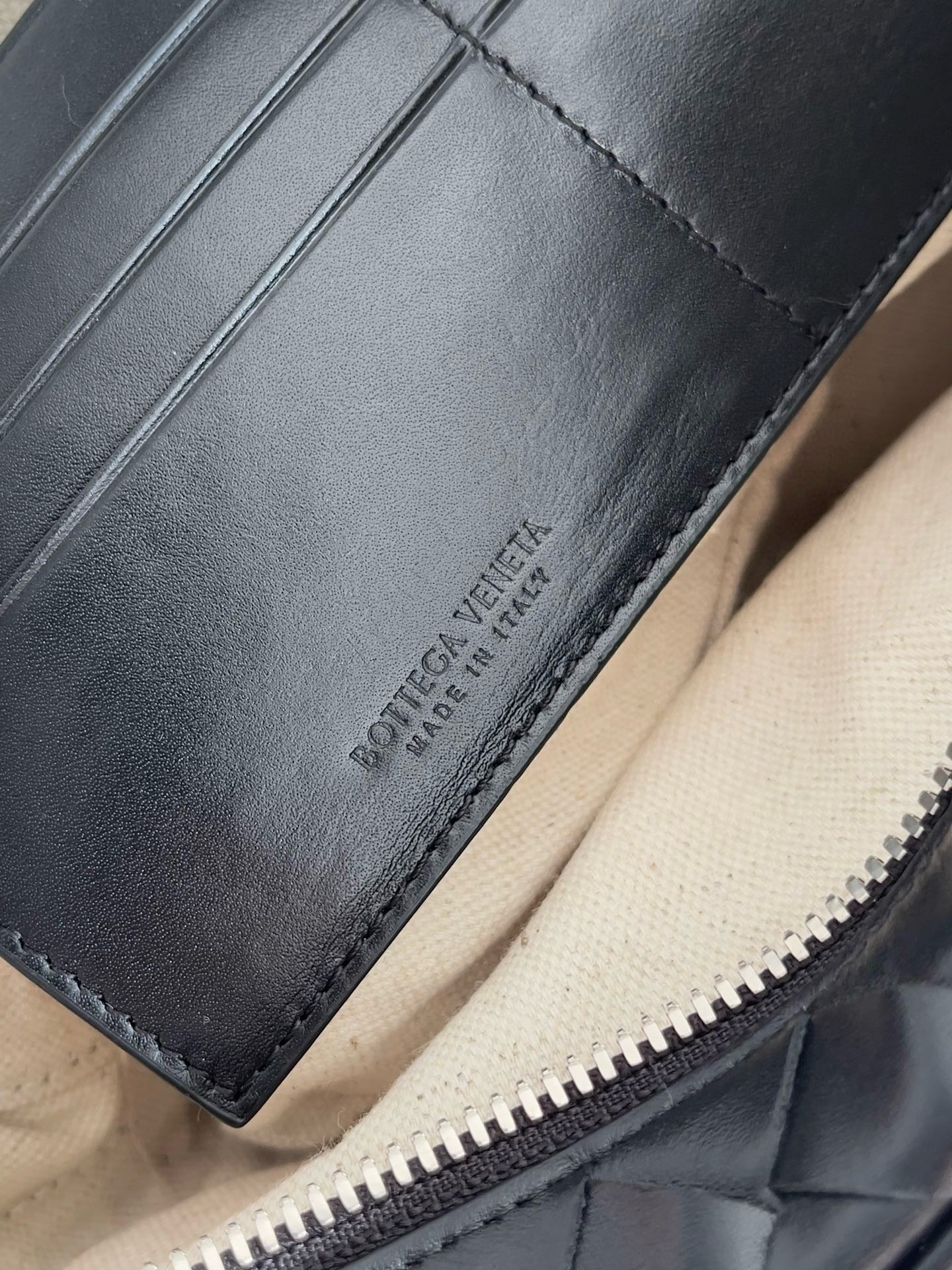 Bottega Veneta Messenger Bag