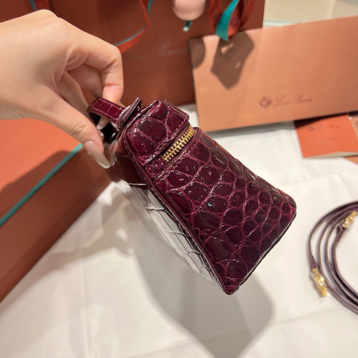 LP Extra Pocket L19 Handbag