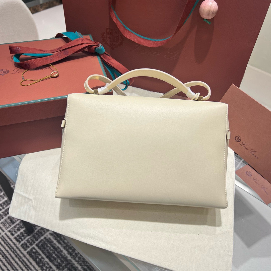 Loro Piana Extra Bag 27