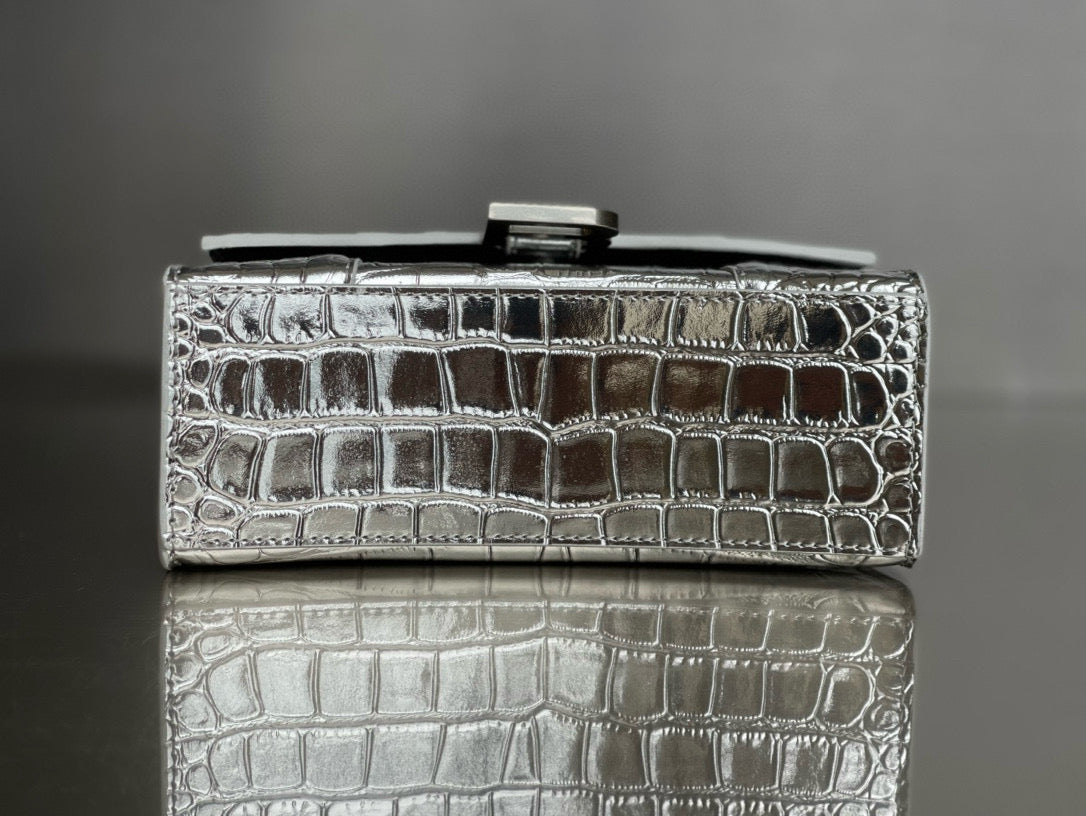 BLCG Hourglass Crocodile Top-handle Handbag
(19x8x21cm)