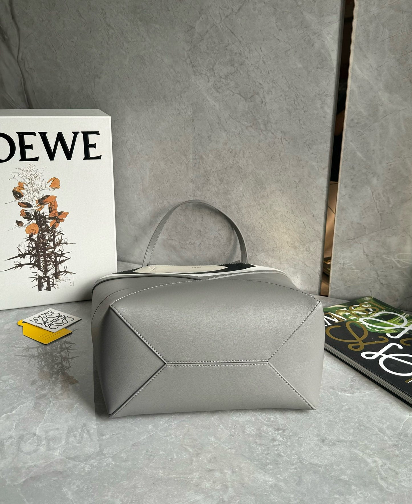 Loewe Puzzle Fold Tote Bag(25.5x14.5x31.5cm)