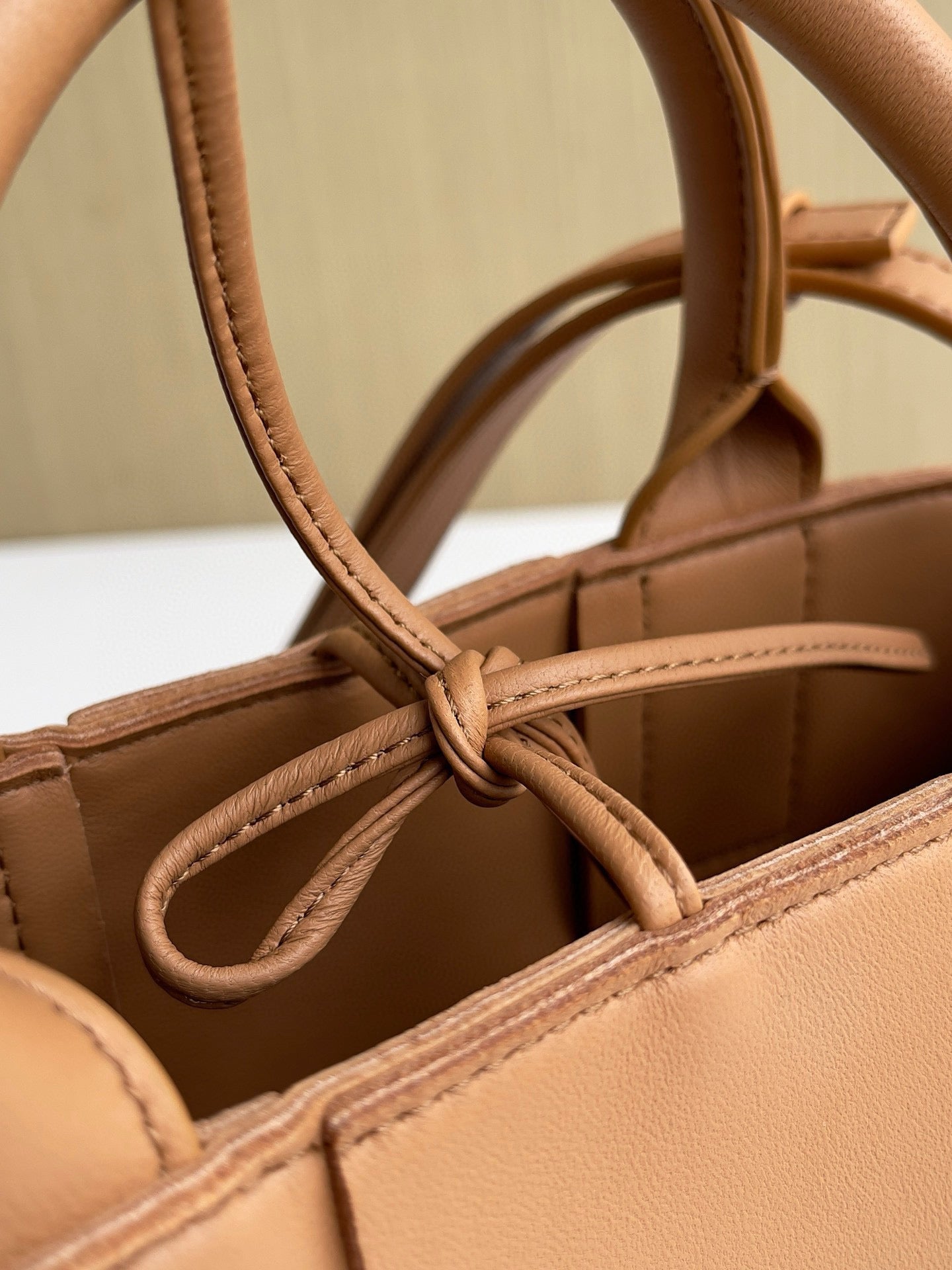 Bottega Veneta Tote Mini