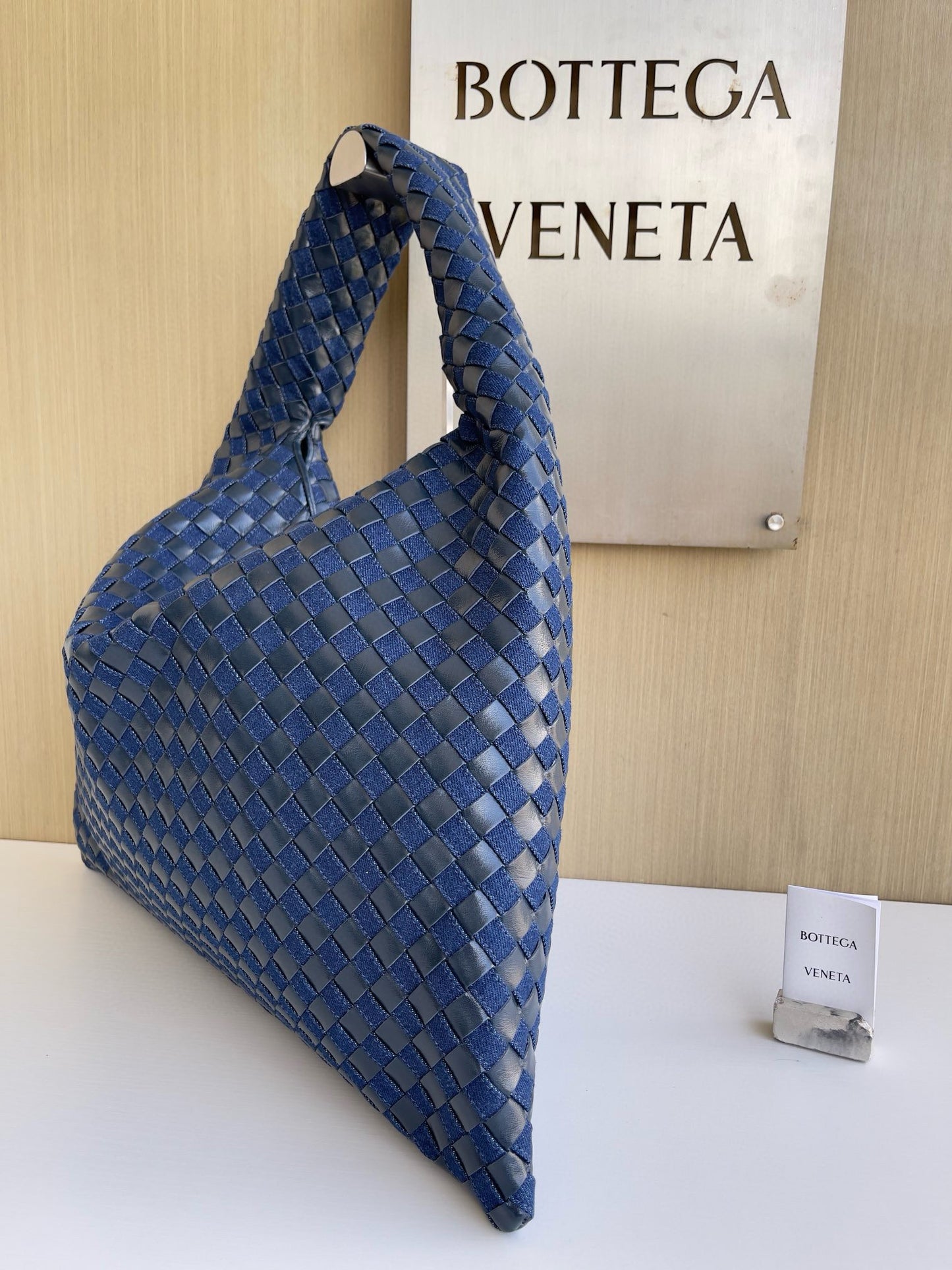 BV Hop Shoulder Bag 54x24x13cm