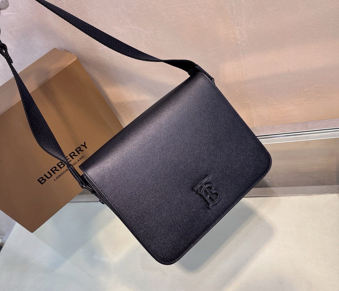 Burberry Messenger