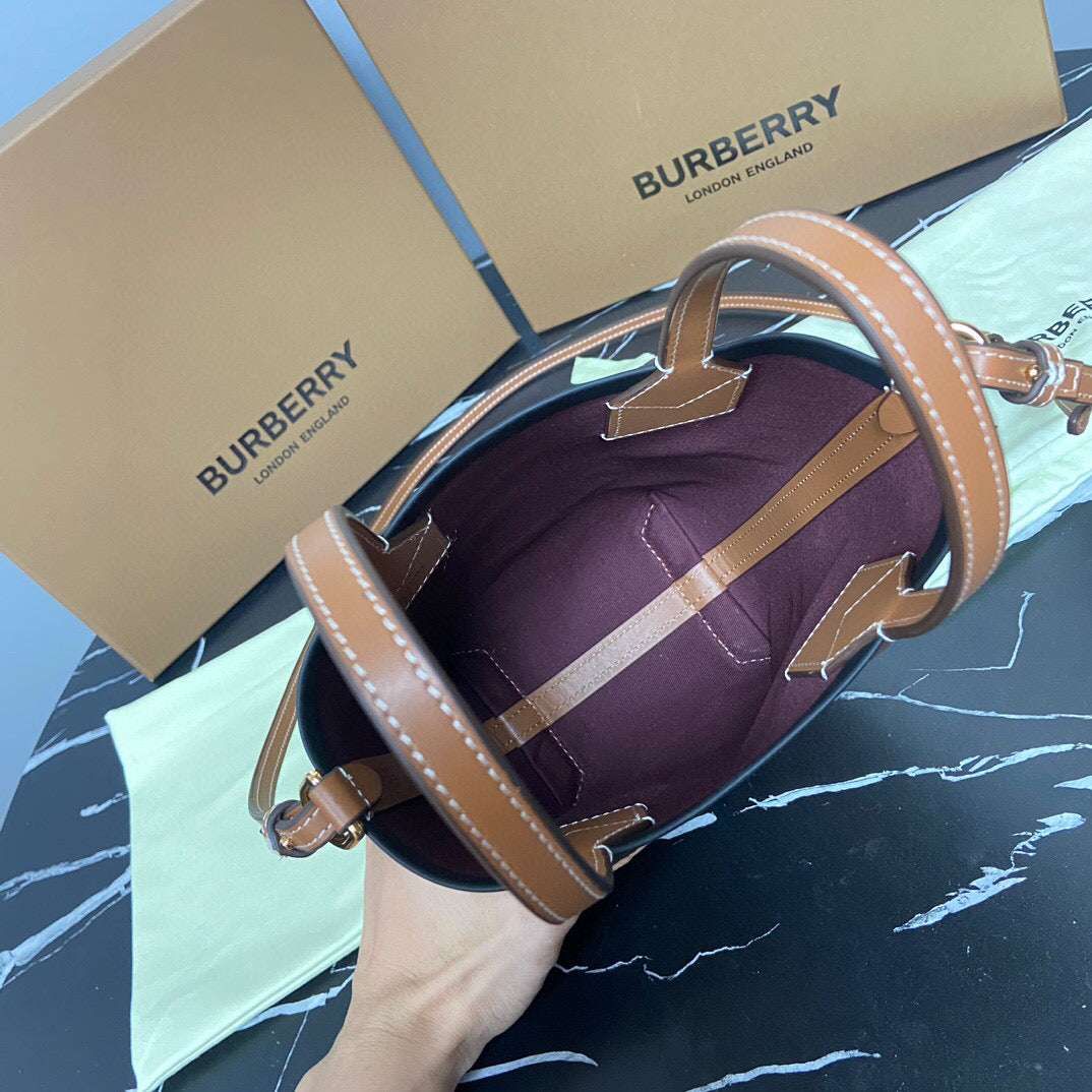 Burberry Tote