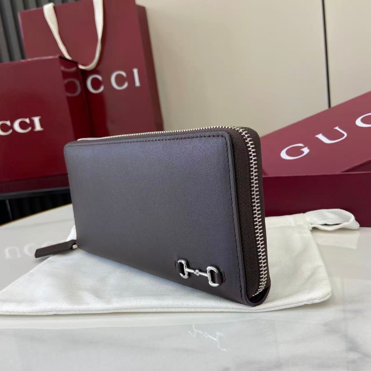 Gucci Long Zipped Wallet