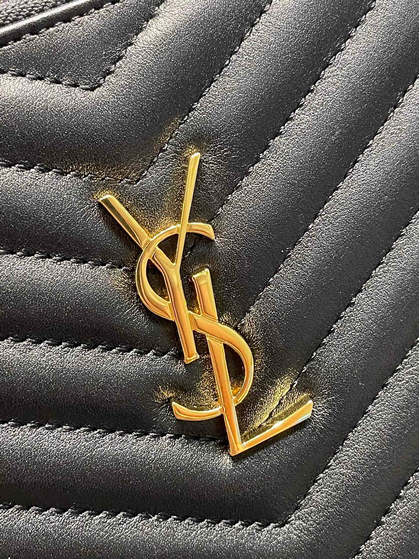 YSL Wallet 36x24.5x2.5cm