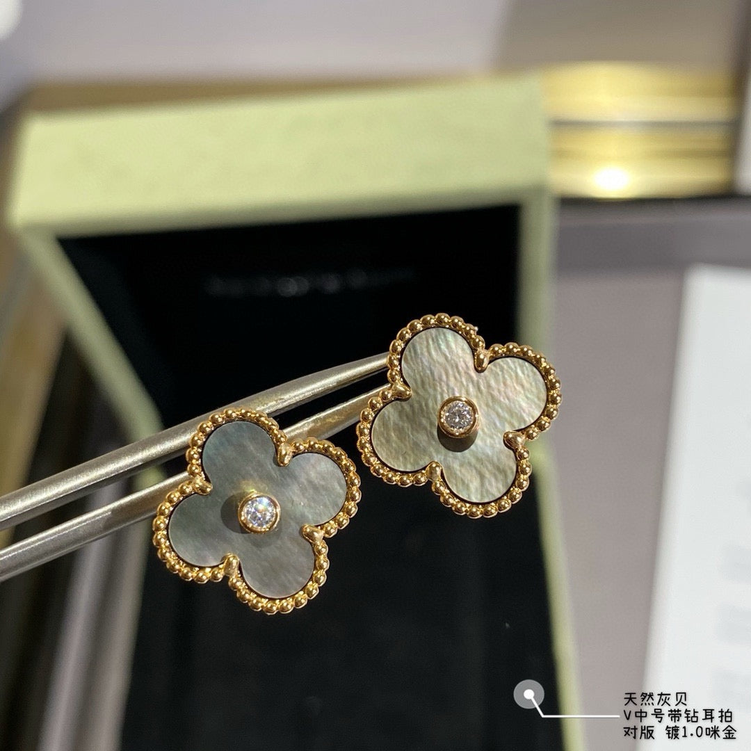 Van Cleef & Arpels Earrings