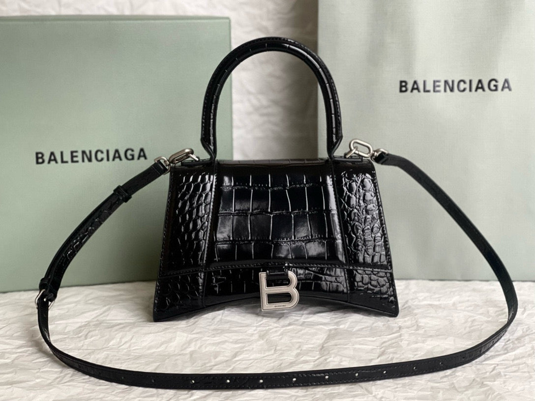 BLCG Hourglass Crocodile Top-handle Handbag
(23x10x24cm)