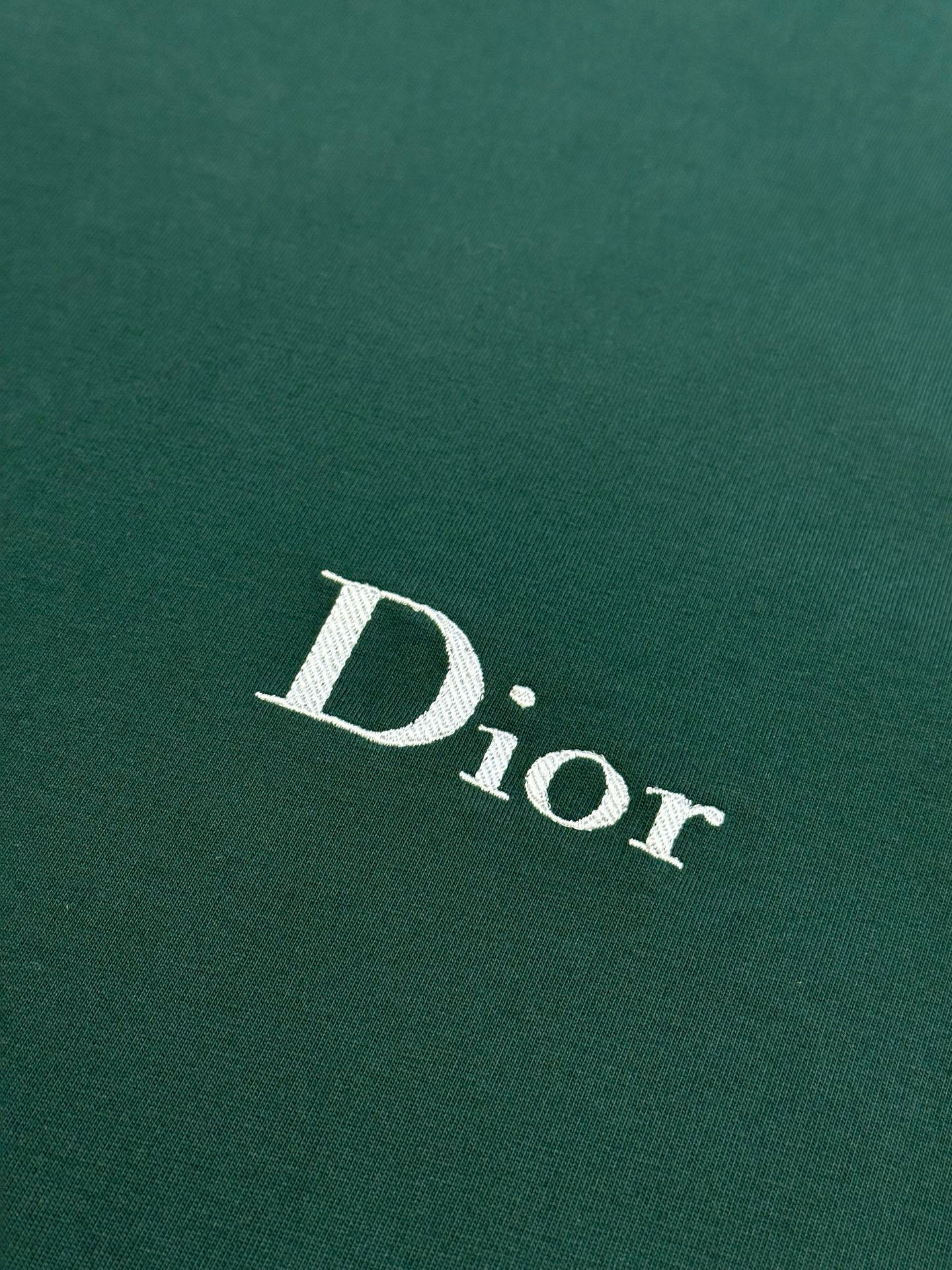 Dior T-Shirt