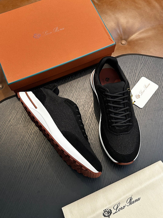 LP Sneakers