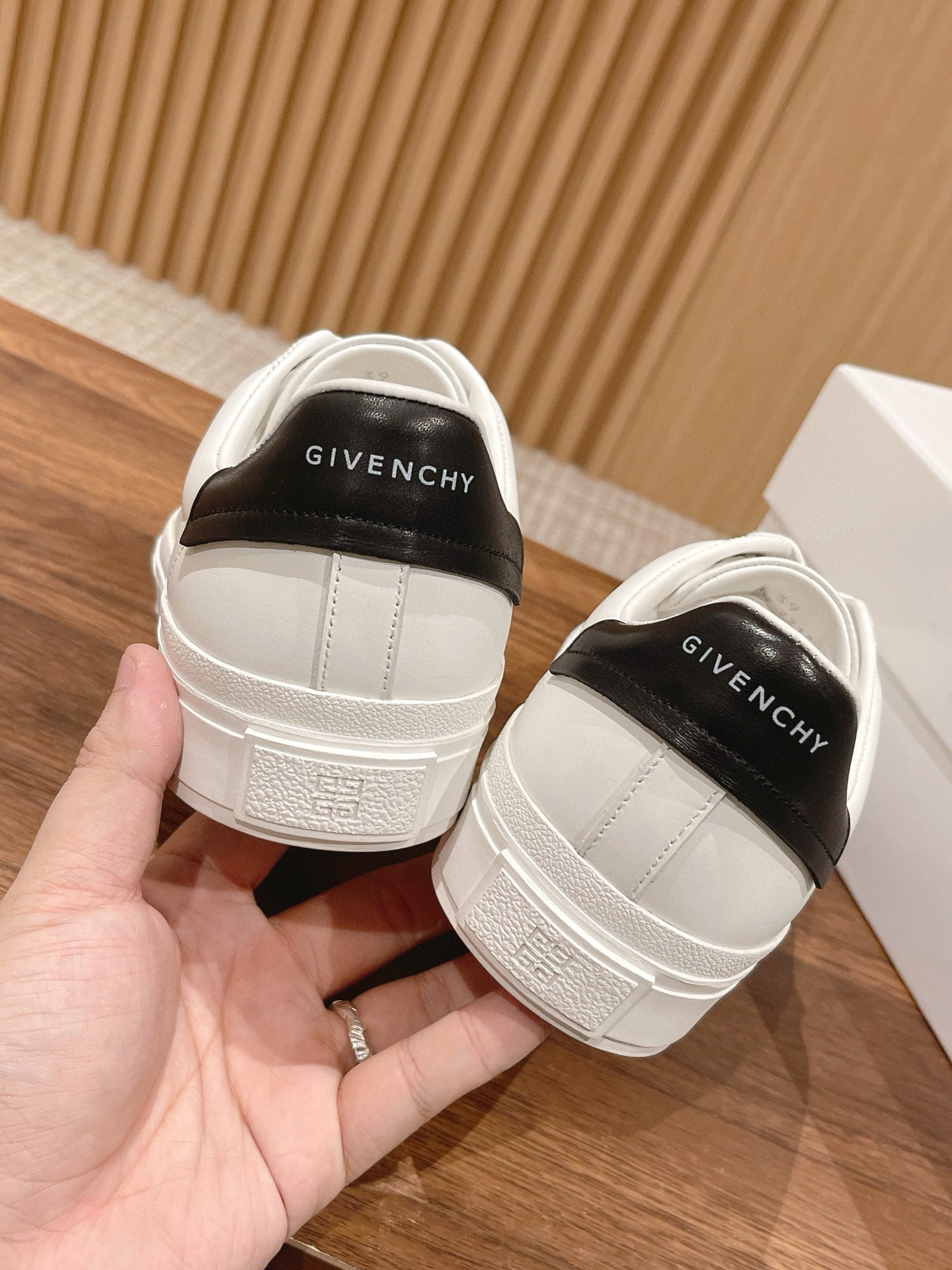 Givenchy Sneakers