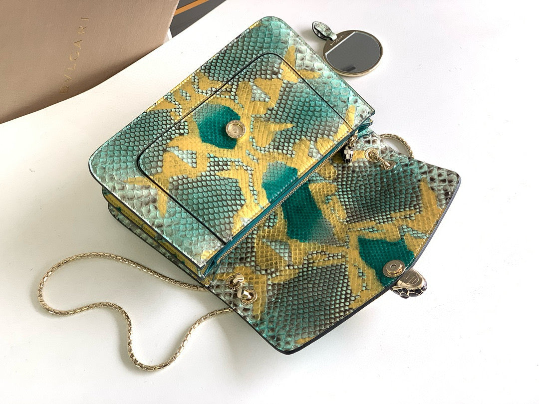 Bvlgari Serpenti Forever Bag(25CM*16.5CM*8CM)