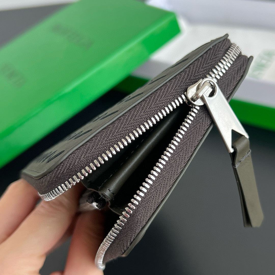 Bottega Veneta Long Zipped Wallet