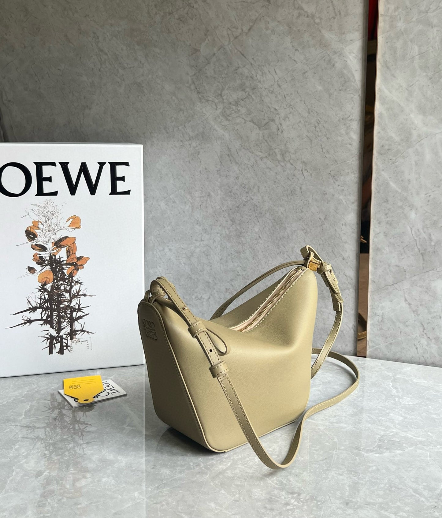 Loewe Puzzle Shoulder Bag(28x17x9.5cm)