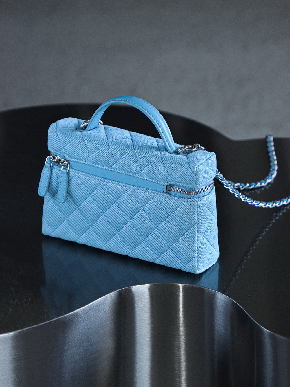 Chanel 25P LP Vanity Case