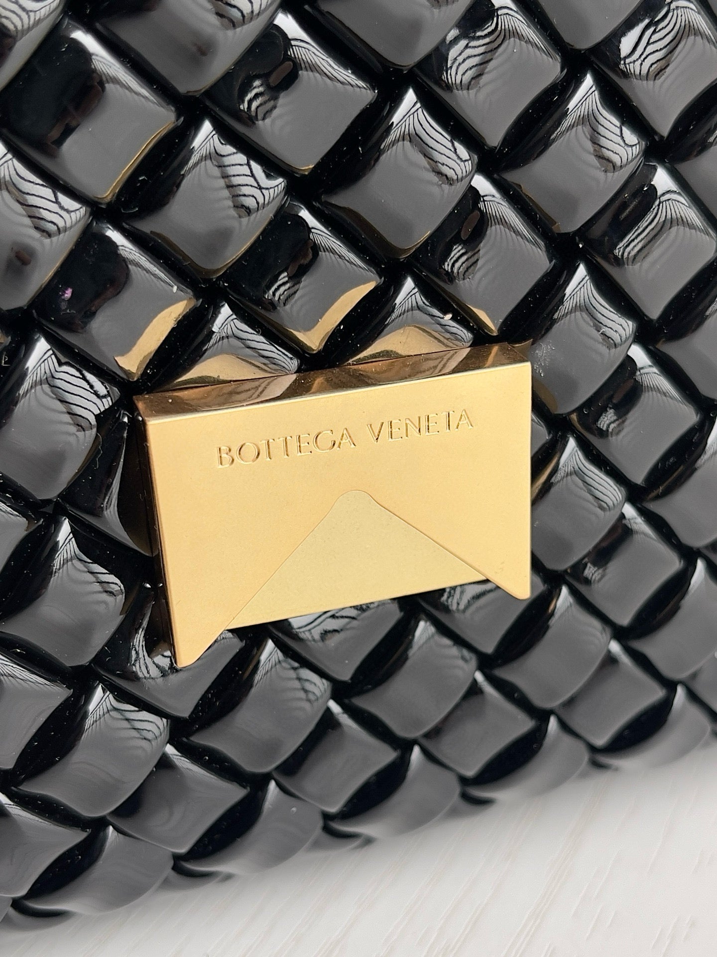 BV Nappa Intrecciato Patti Handbag 26x13x20.5cm