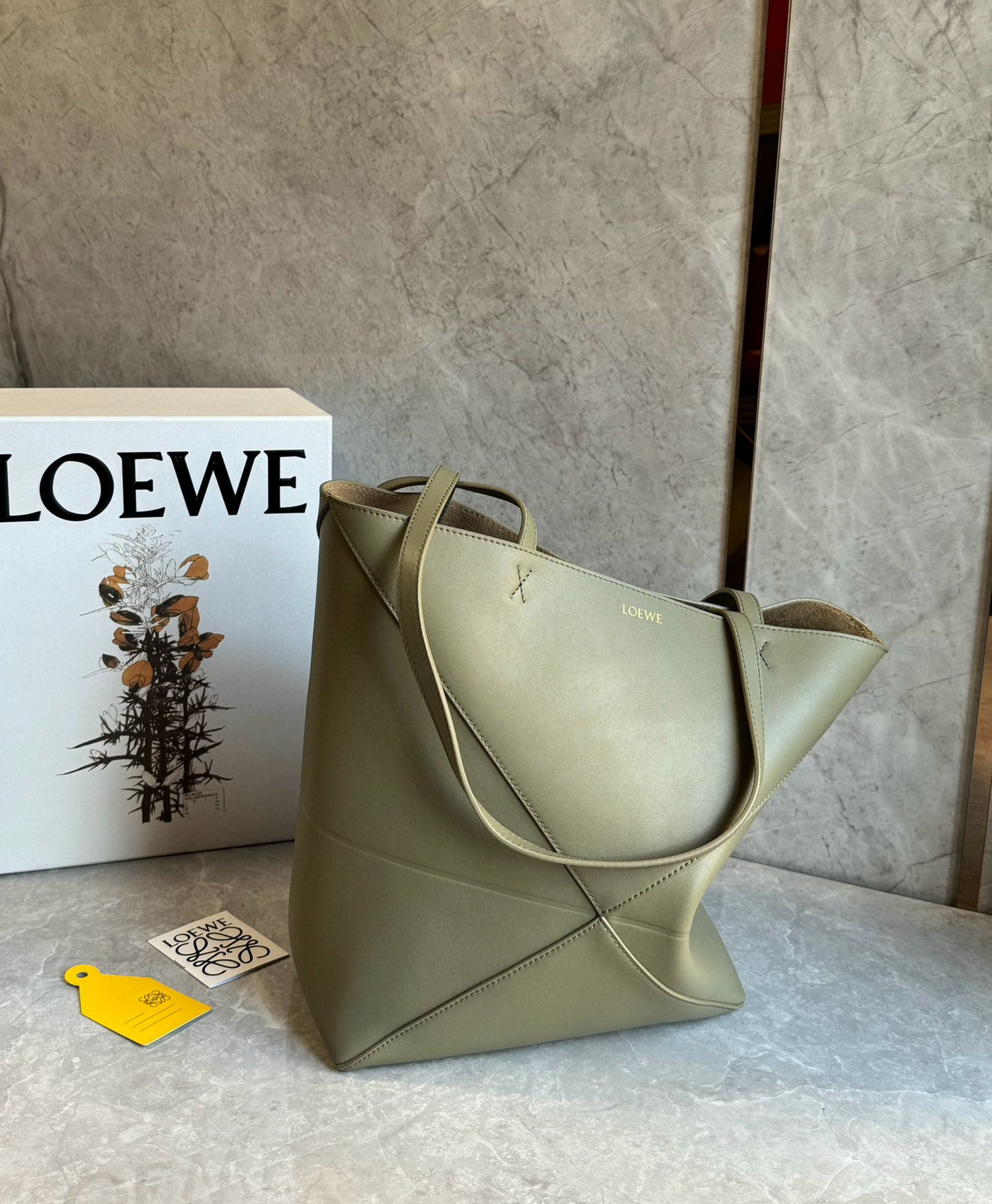 Loewe Puzzle Fold Tote Bag(25.5x14.5x31.5cm)