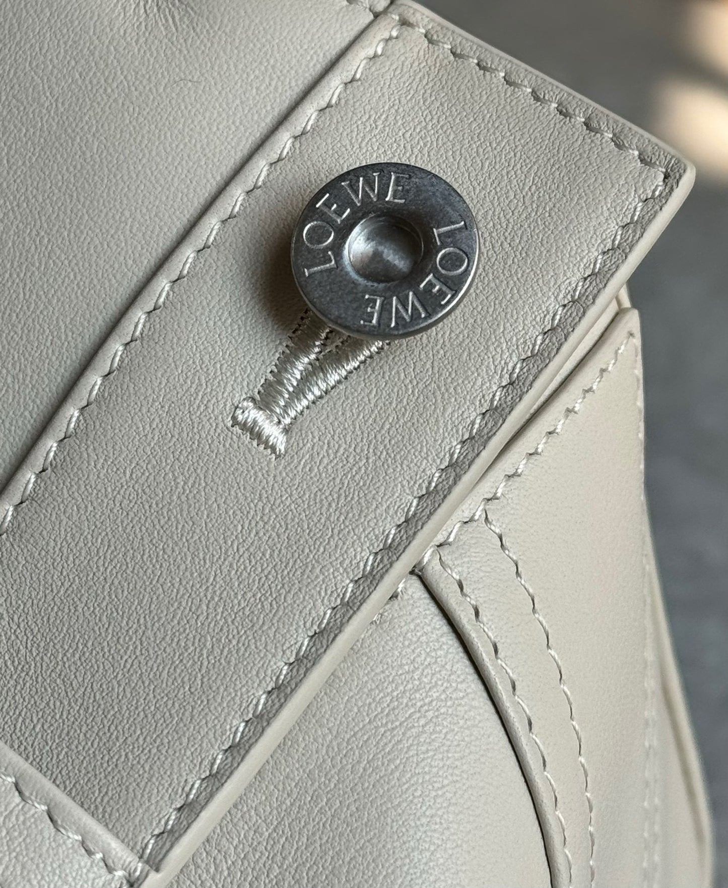 Loewe Puzzle Panta Shoulder Bag(24x10.5x16.5cm)