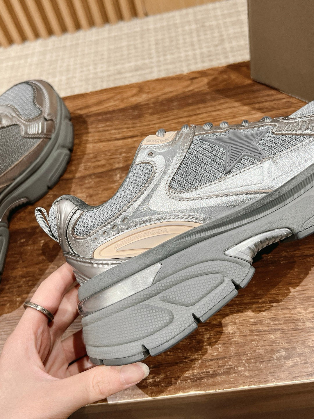 Golden Goose Sneaker