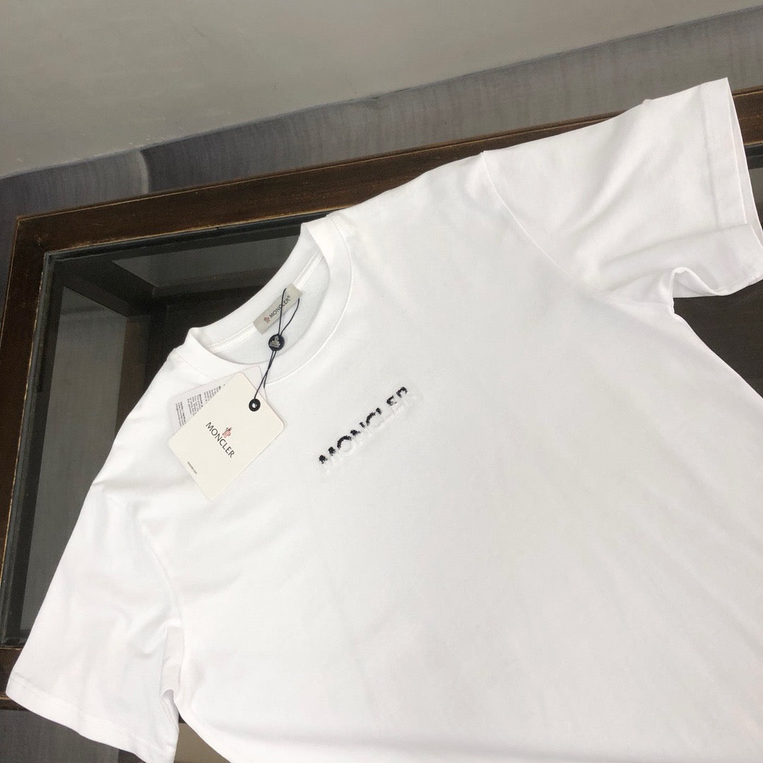 Moncler T-shirt