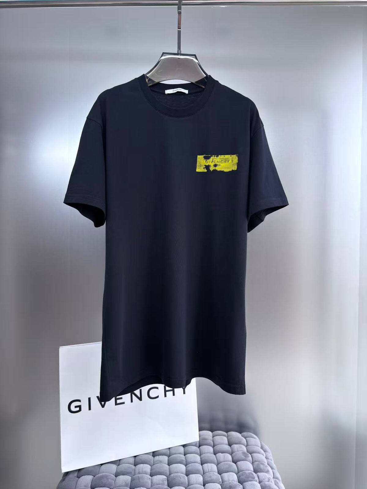 Givenchy T-Shirt