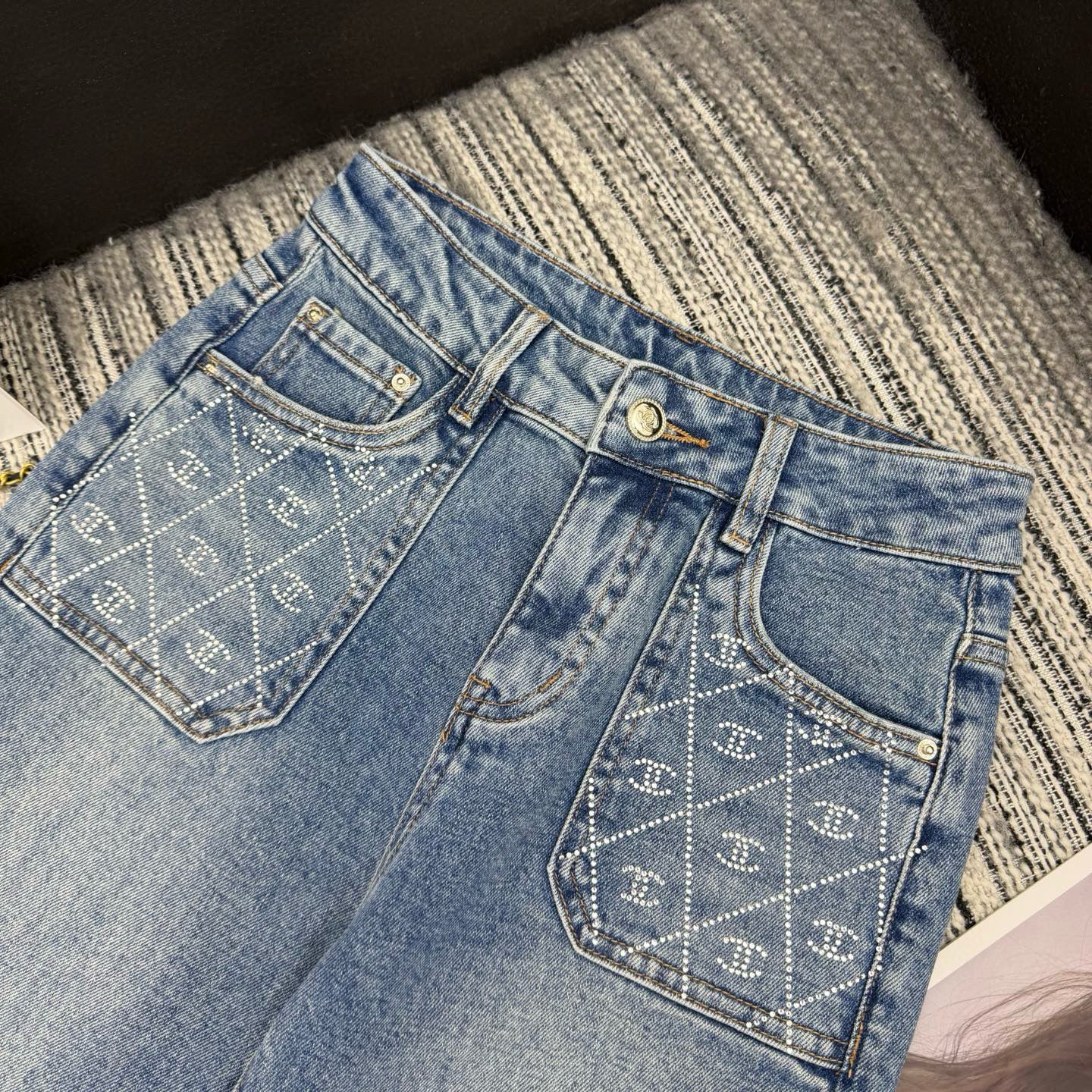 Chanel Jeans