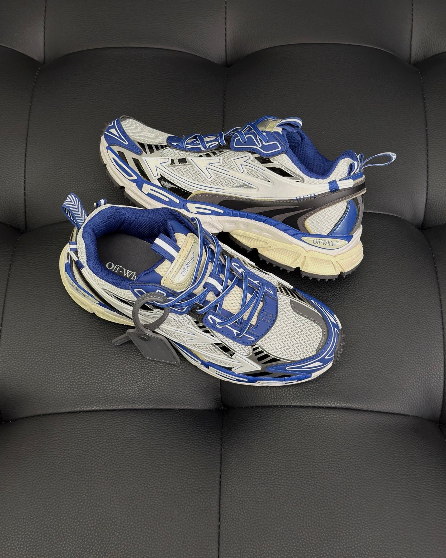 Off-White ODSY 1000 Sneaker