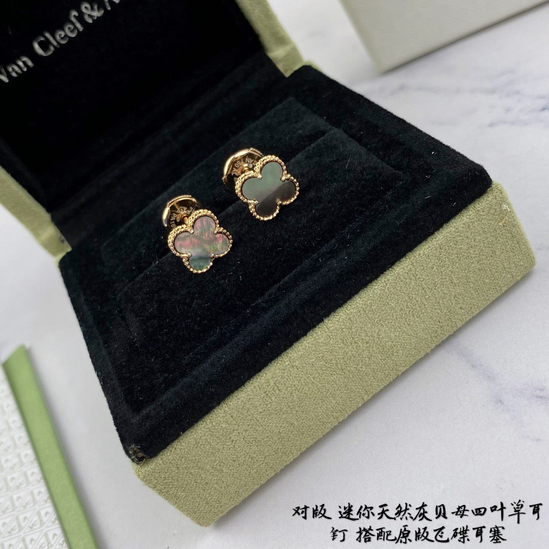 Van Cleef & Arpels Earrings