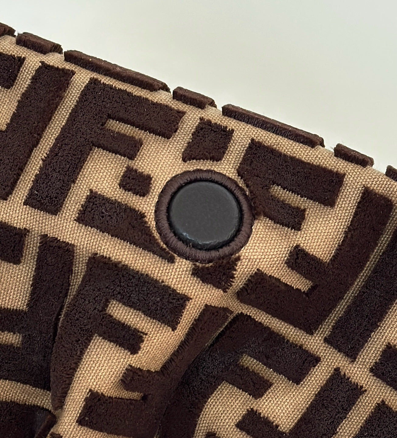 Fendi Mamma Baguette Bag (Small)
