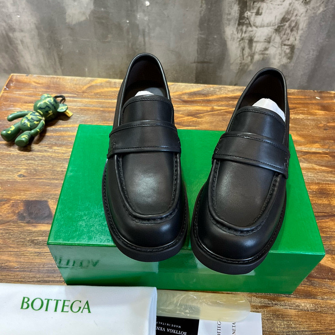 BV Loafer