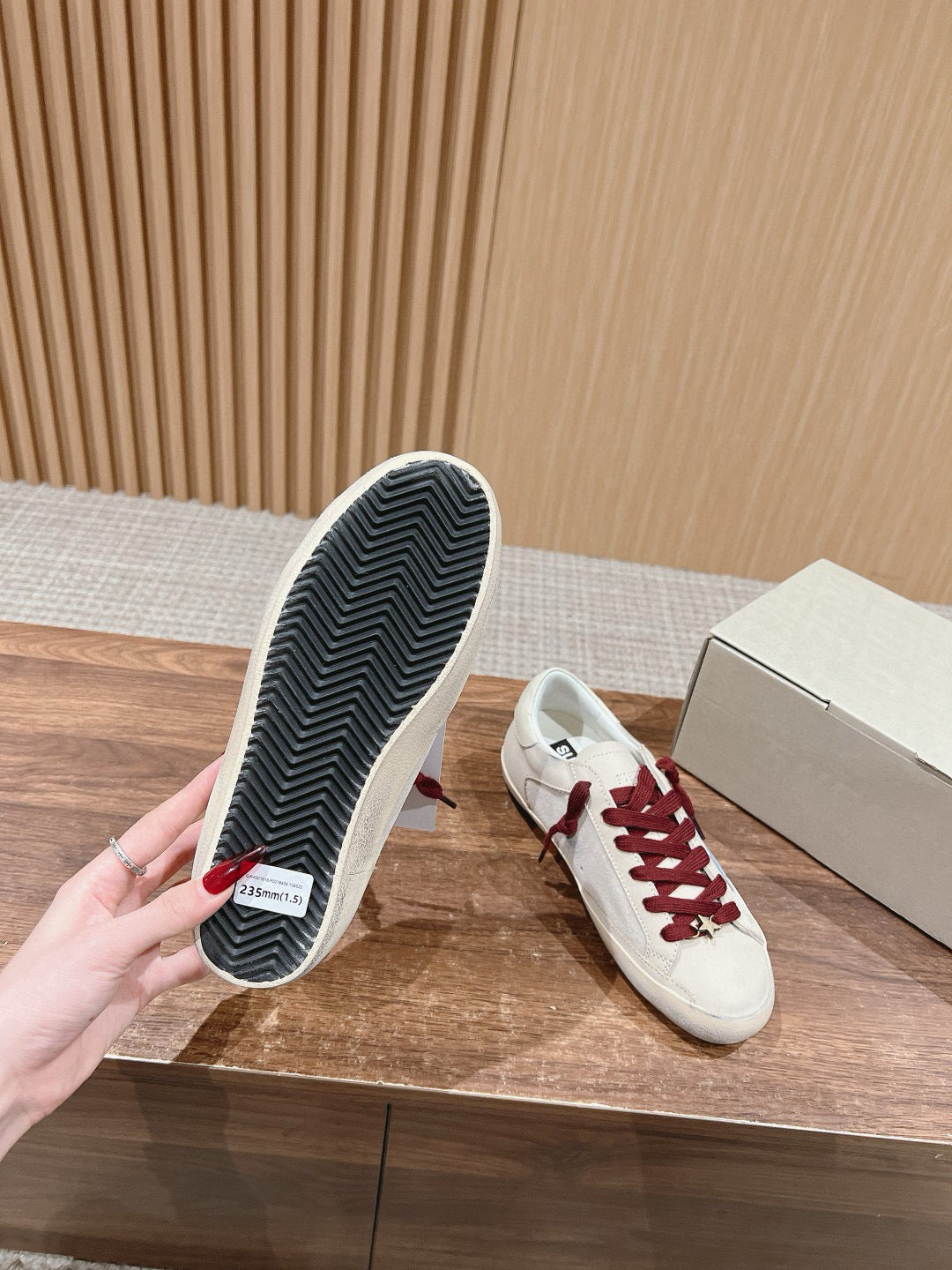 Golden Goose Sneaker