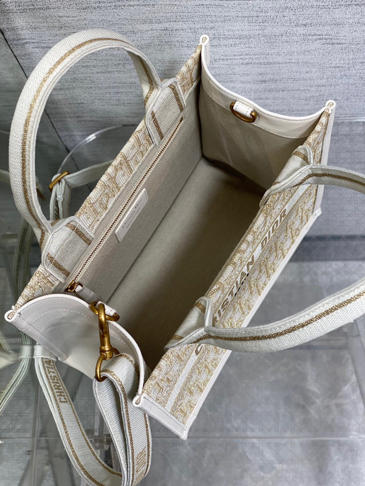 Dior Tote  26x12x21cm